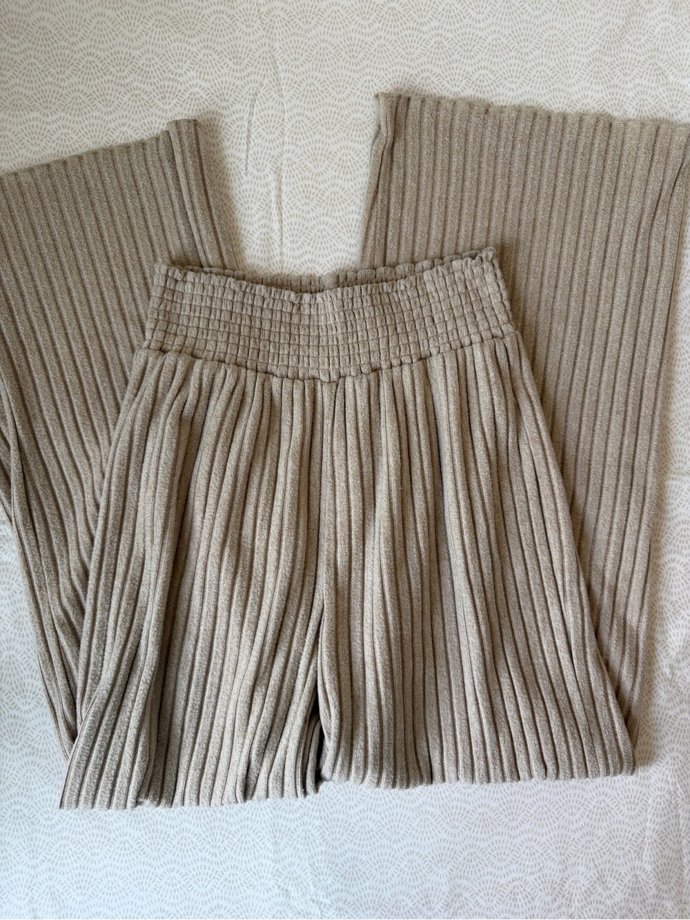 High-Rise Ribbed Wide-Leg Knit Trousers in Taupe
